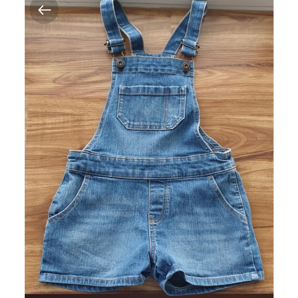 Overall short for 3-4 years old girl (Uniqlo)